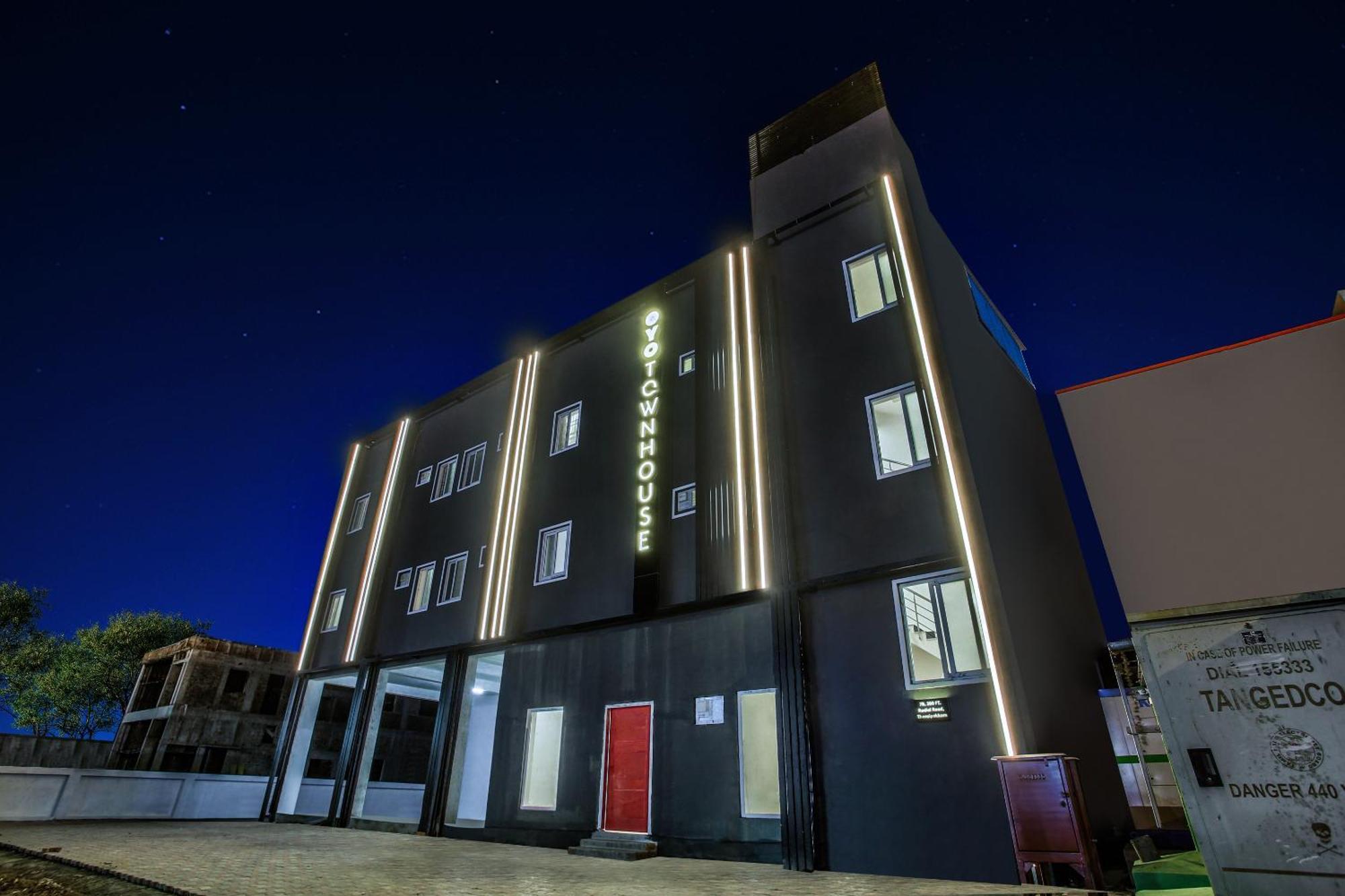 Super Townhouse Xotel Madrás Exterior foto