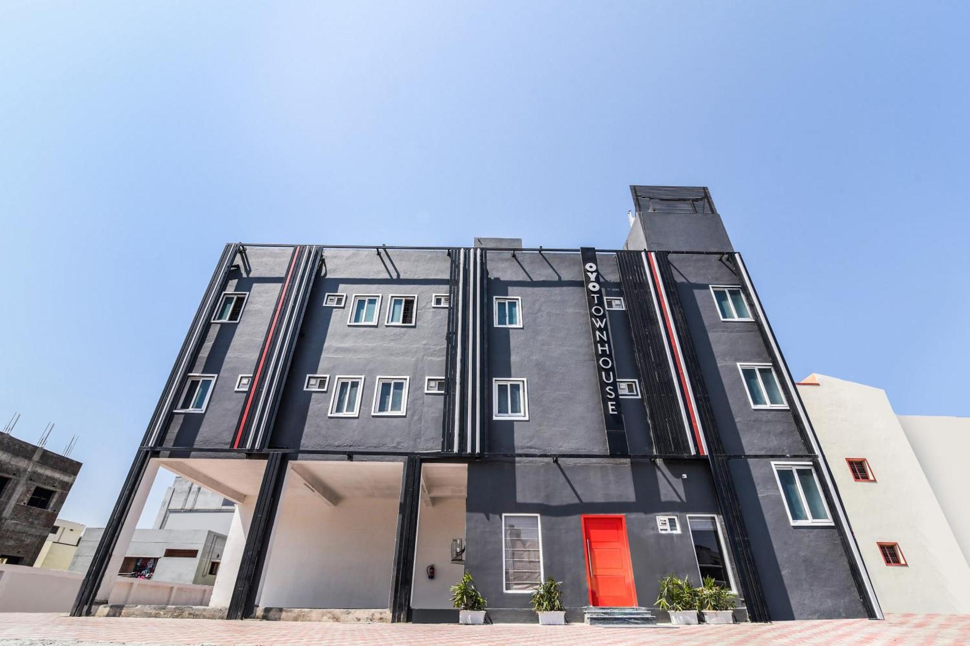 Super Townhouse Xotel Madrás Exterior foto